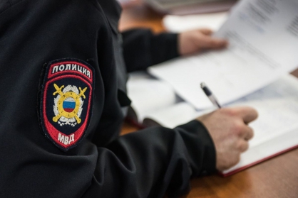 Жительница Шатровского района предстанет перед судом за оскорбление и применение насилия в отношении представителя власти