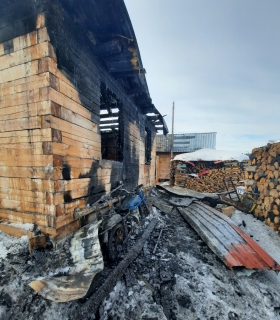 В Белозерском районе следователи выясняют обстоятельства гибели мужчины во время пожара